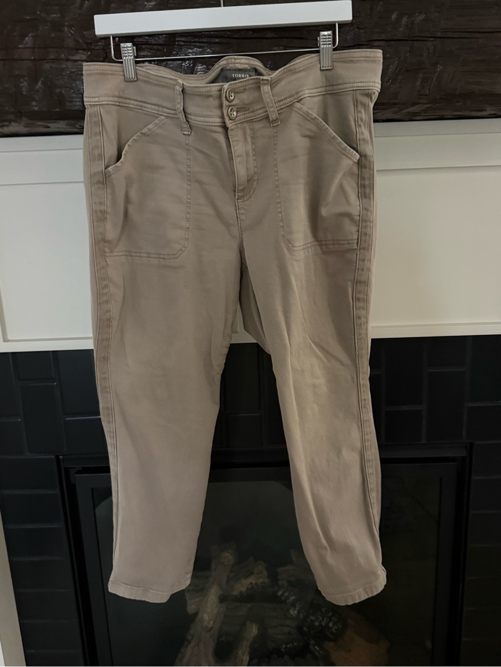Torrid Size 14 Tan Khaki Cropped Utility Pants